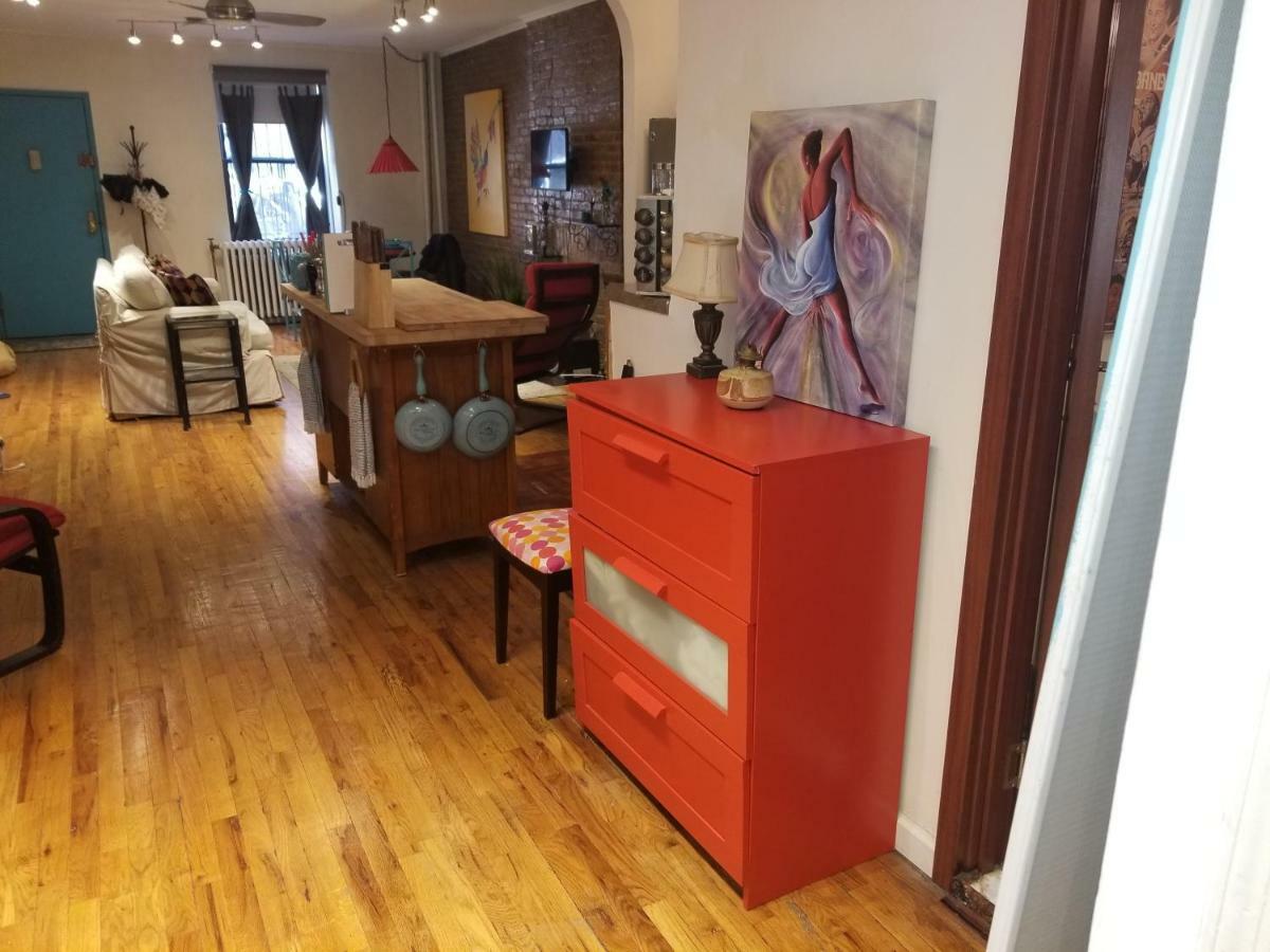 Fully Furnished Entire Floor Apartment In Historic Harlem New York Buitenkant foto